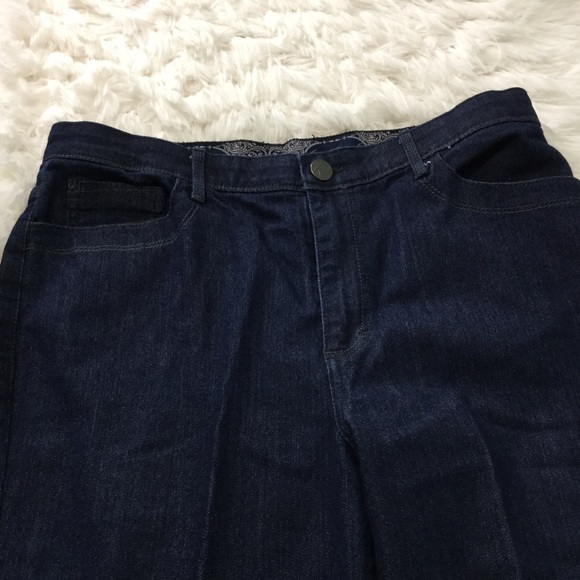 Gloria Vanderbilt - Women Demin BlueJeans - Picture 3 of 8